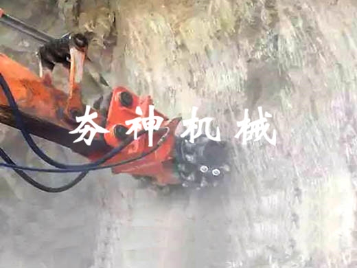 rw系列臥式液壓巖土銑挖機應用